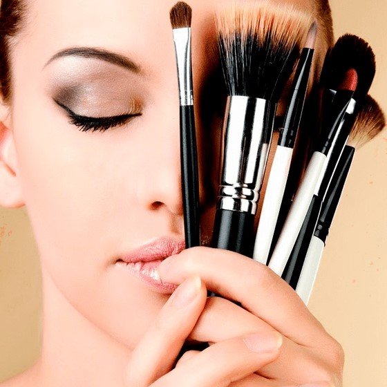 Tools & Brushes